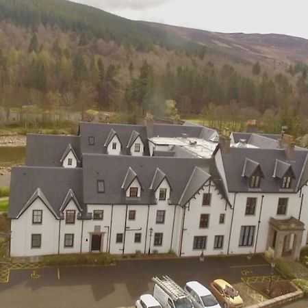 Montclaire Lägenhet Ballater Exteriör bild